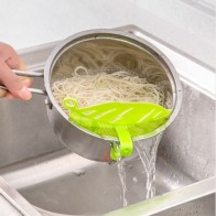 Cedilnik za testenine