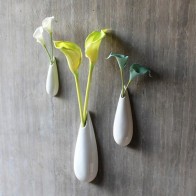 Set keramičnih vaz, ki se pritrdijo na steno