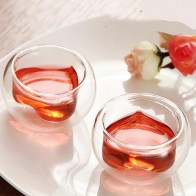 Skodelice za čaj v obliki srca z dvojno zasteklitvijo 