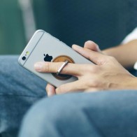 Univerzalni nosilec za telefon - prstan